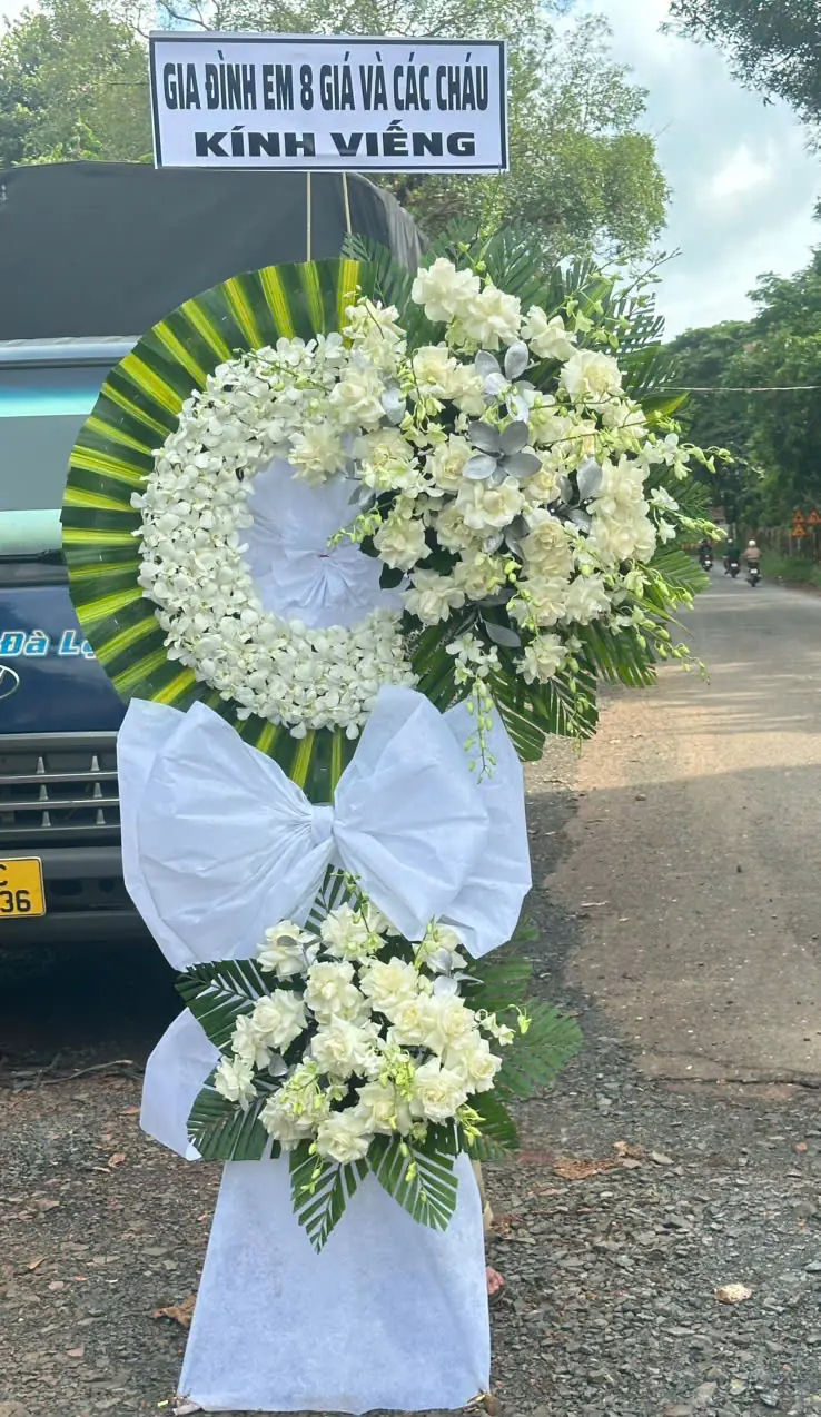 Hoa chia buồn mẫu 10